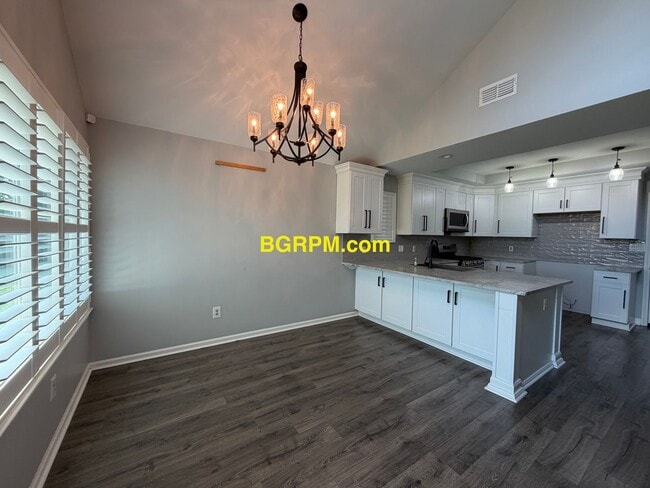 Photo - 109 Hampton Cove