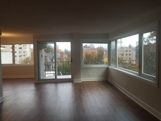 Photo - PARK PLACE 2 BEDROOM, 2 BATH CONDO - 1137 SQ. FT! Unit 2211