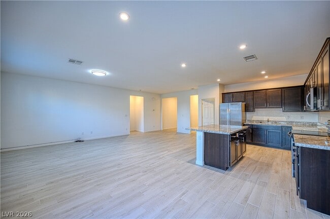 Building Photo - 5635 S Larimer St