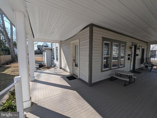 Building Photo - 412 N Bradford St Unit A