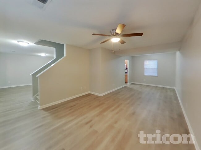 Photo - 131 Quiet Grove Dr