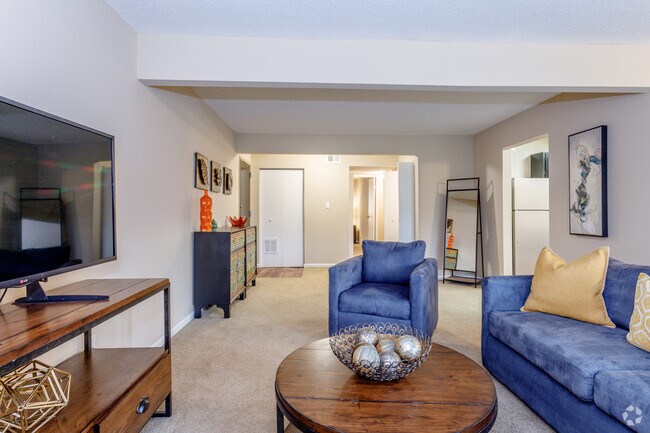 2BR, 1BA - Willow - Preston Court Apartment Homes