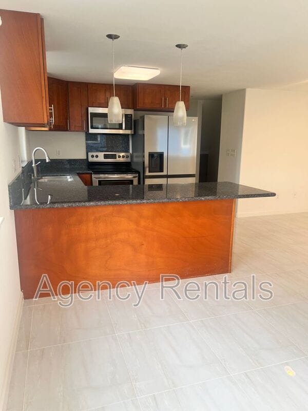 Photo - 948 Spencer St Unit A