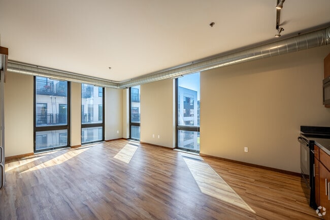 1C - 1BR, 1BA - 580SF - Living Room