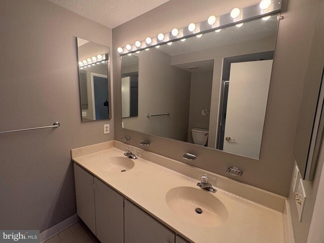 Photo - 6 Ballindine Ct