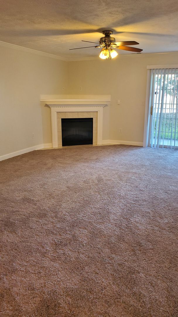 Photo - 1800 Balmoral Dr