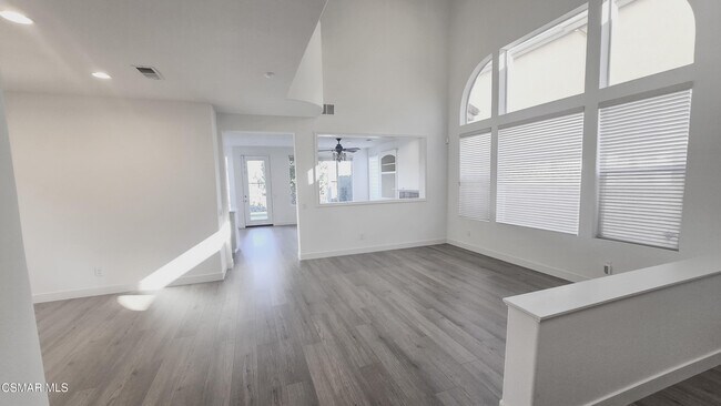 Photo - 3058 Blazing Star Dr