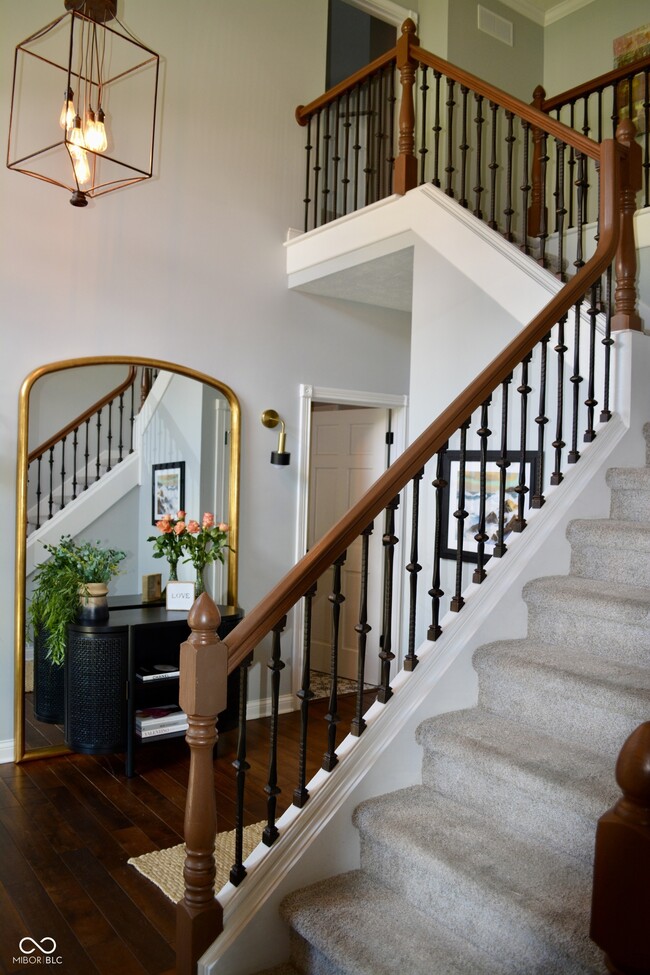 Photo - 6862 Riverside Way