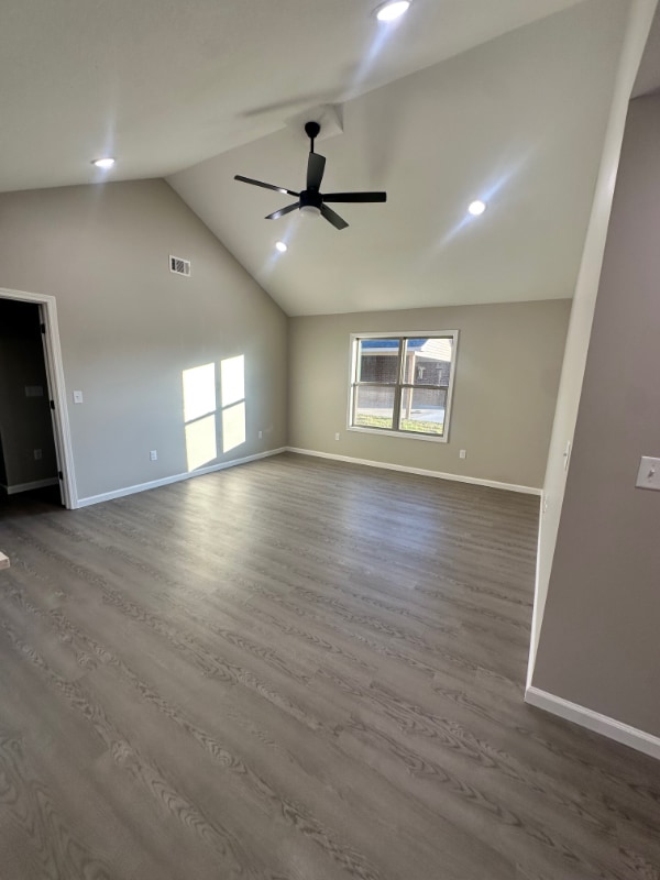 Photo - 103 Weston Cv