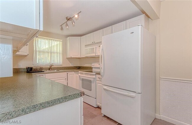 Photo - 4290 Gulfstream Dr Unit 5