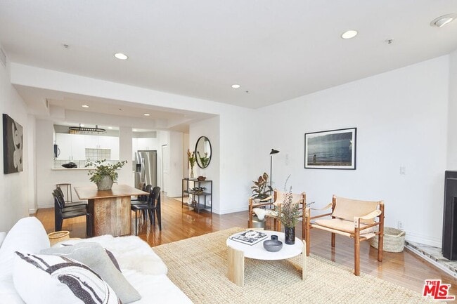 Photo - 3460 S Centinela Ave Unit 312