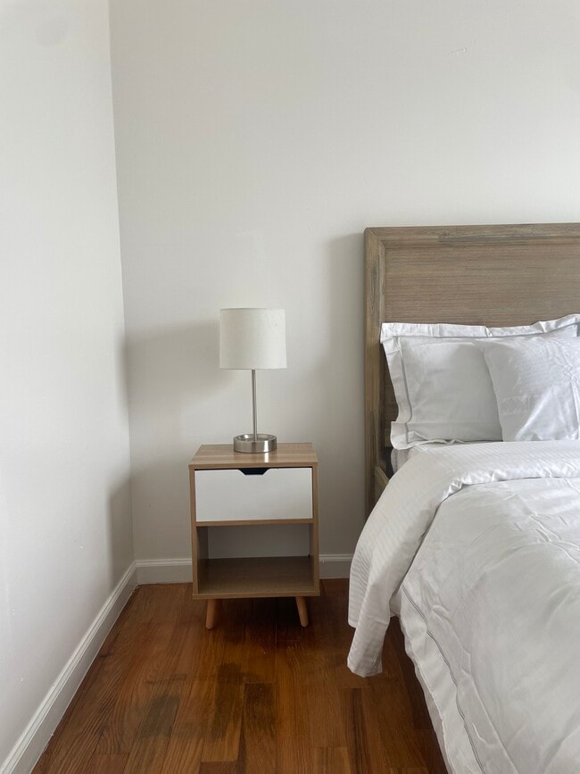 Photo - 197 S 9th St Apartments Unit Room for Rent