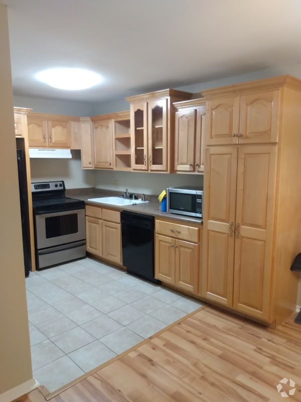 Building Photo - 900 Mountain Creek Rd Rental