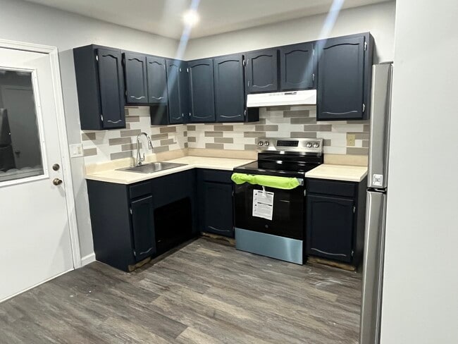 Photo - 11 Limerick Dr E Unit 11A