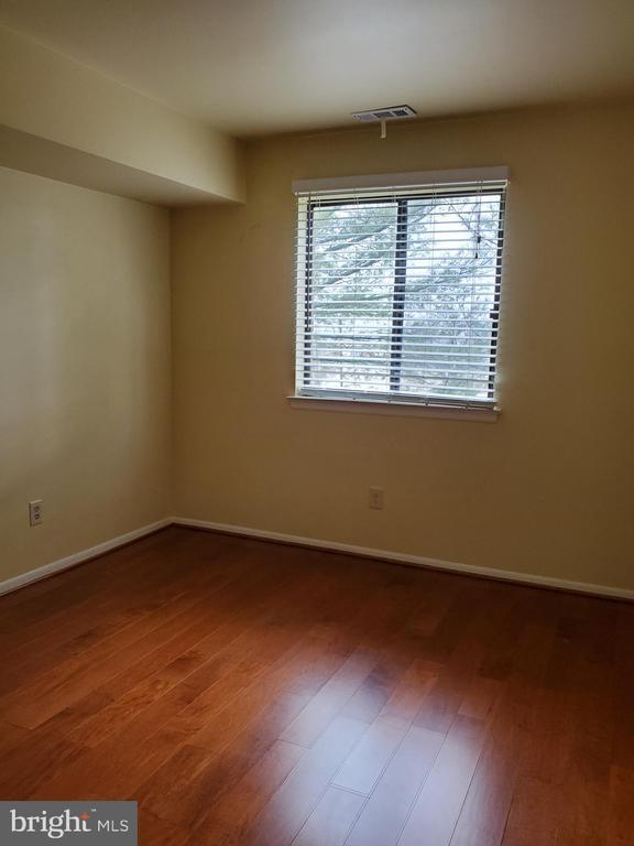 Photo - 1002 Spring Gate Rd Unidad 2C