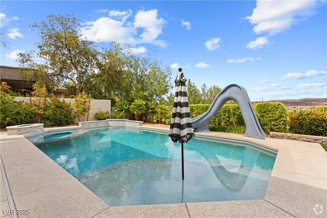 Building Photo - 34 Isleworth Dr Rental