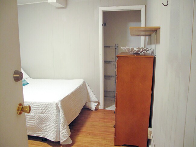 Photo - 405 Dryden Rd Unit 4