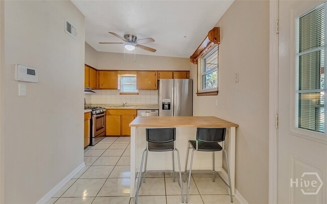 Photo - 36 Silverstone Cir