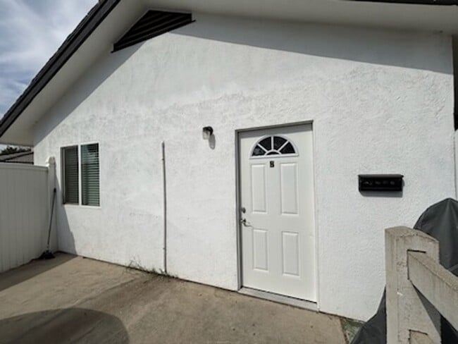 Building Photo - 375 Mayberry Ave Unit 2