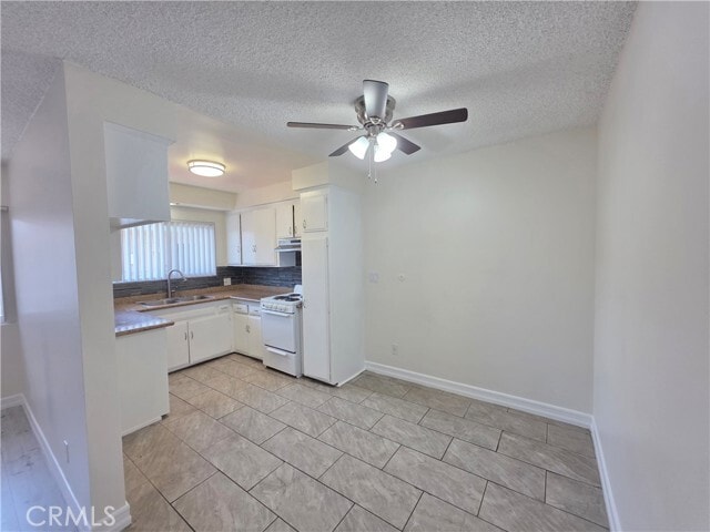 Photo - 15436 Vanowen St Unit 9