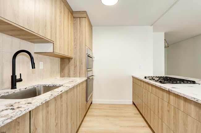 Photo - 101 S Plaza Pl Unit 601