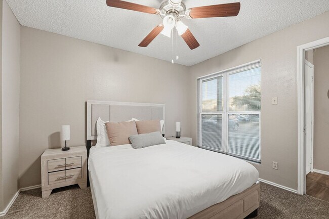 Photo - 2102 W Loop 289 Acc Rd Unit SI FL2-ID1612692P