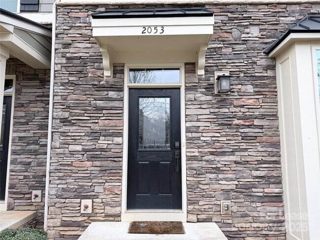 Photo - 2053 Birchside Dr