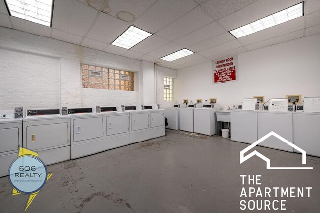 Photo - 6930 N Greenview Ave Unit 509