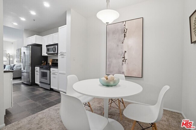 Photo - 6400 Crescent Prk E Unidad 301