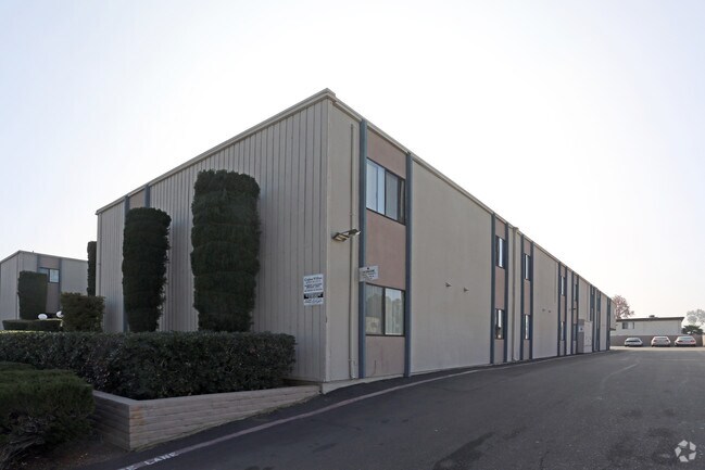 Photo - Cajon Villa Apartments