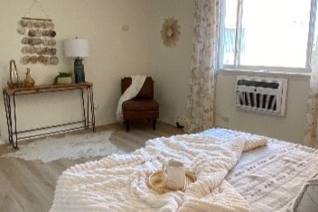 Photo - Madison West Apartment