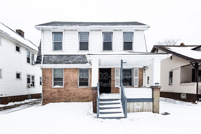 Building Photo - 1561 E 204th St