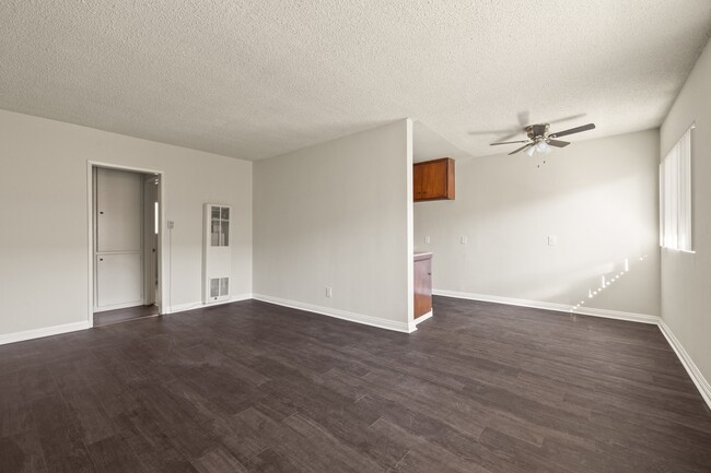 Photo - 418 W. Regent St.