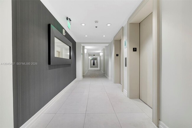 Photo - 2665 SW 37th Ave Unit 301