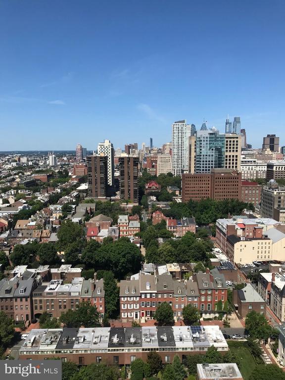 Photo - 210 Locust St Unidad 29FW