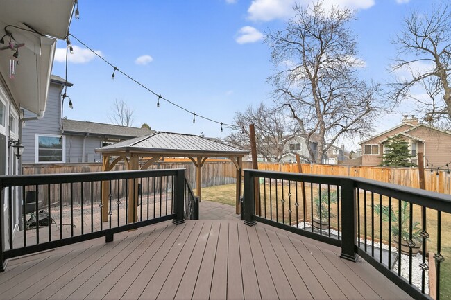 Photo - 5559 Wickerdale Ln