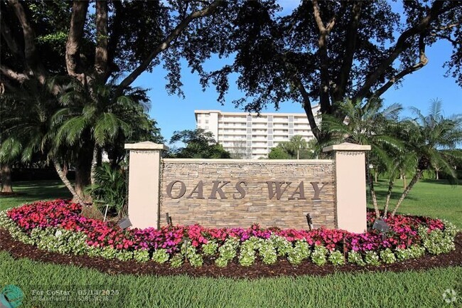 Building Photo - 3499 Oaks Way Unit 310 Rental