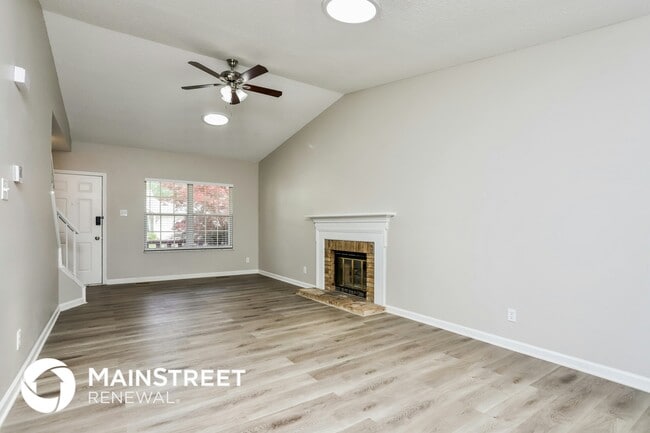 1133 Treetop Village Dr