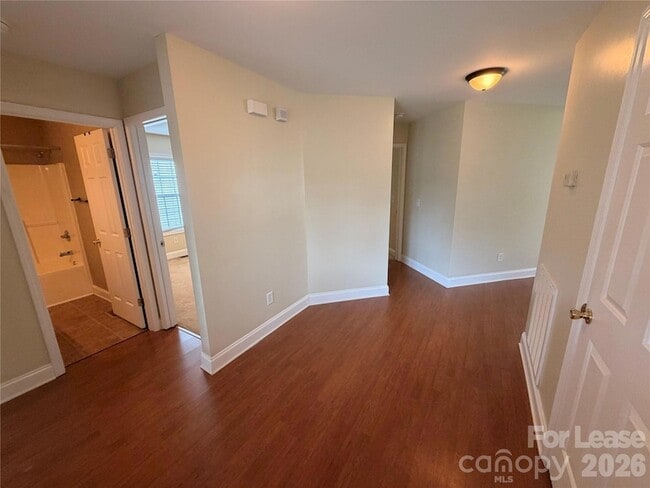 Photo - 1491 Mayfair Dr