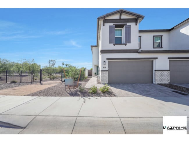 Building Photo - Stylish 3/2.5 Corner Lot Townhouse - Arabe...