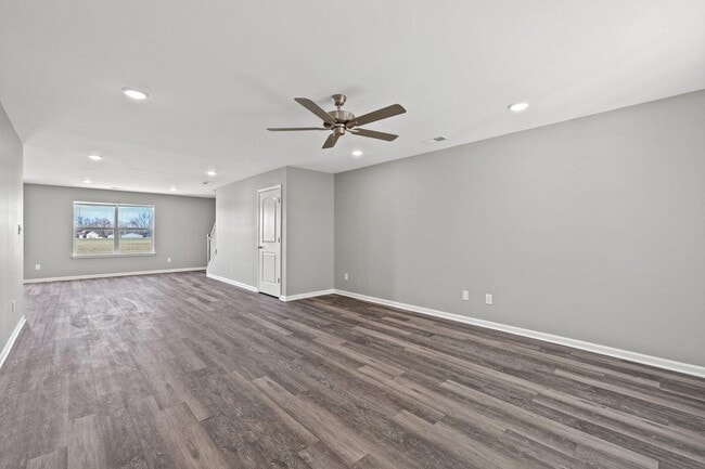 6068 Arbor Wds Way