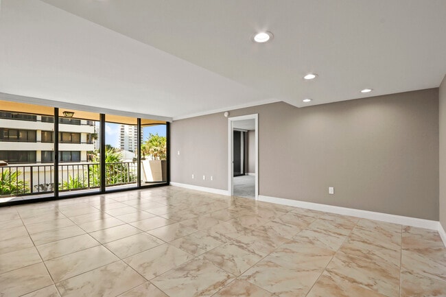 Photo - 4200 N Ocean Dr