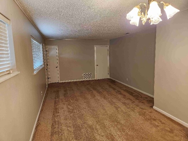 Photo - 3801 Jan Ave