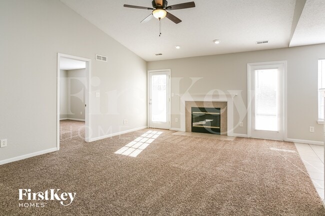 Photo - 6041 Gimbel Cir