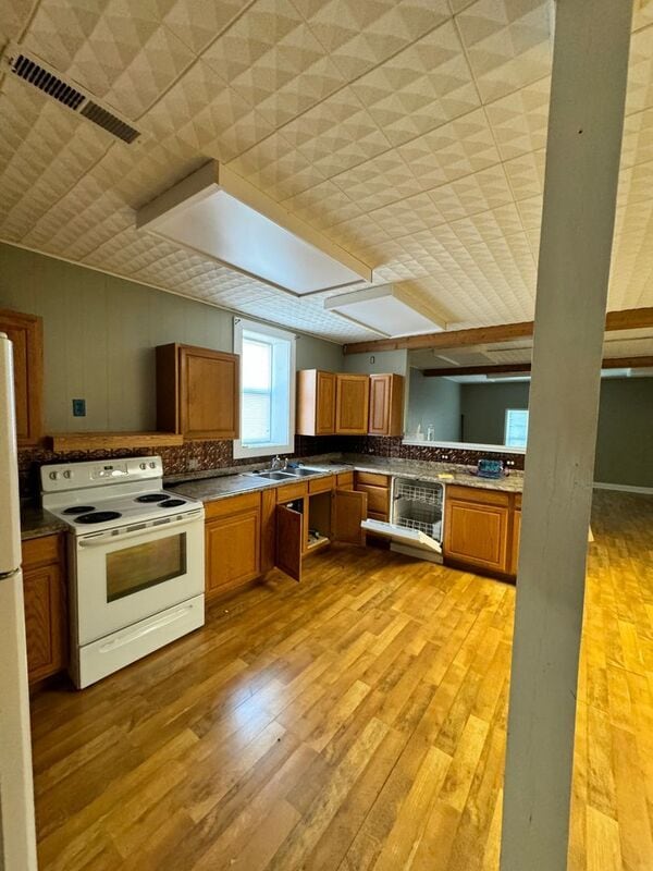 Photo - 304 W Church St