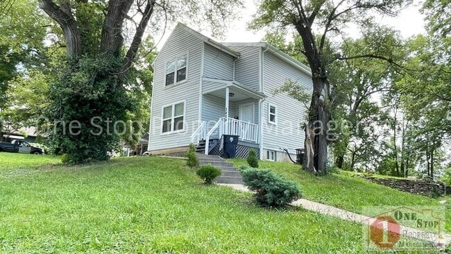 Building Photo - Beautiful 3 Bedroom 2 Bathroom Home in Kan...