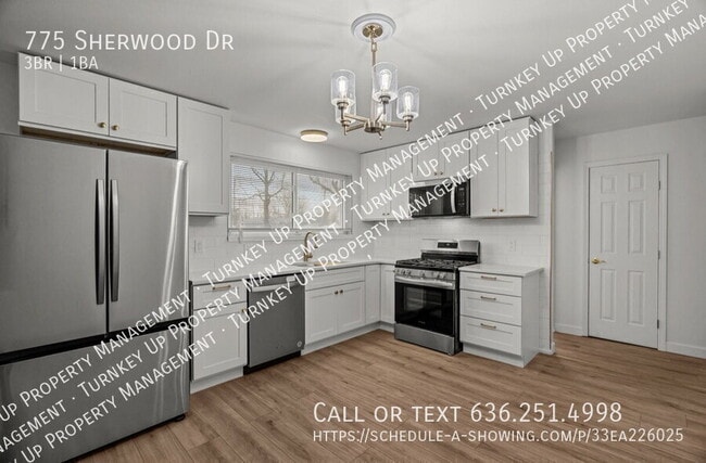 Photo - 775 Sherwood Dr