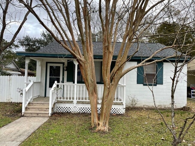 Photo - Great cottage located in West Ashley