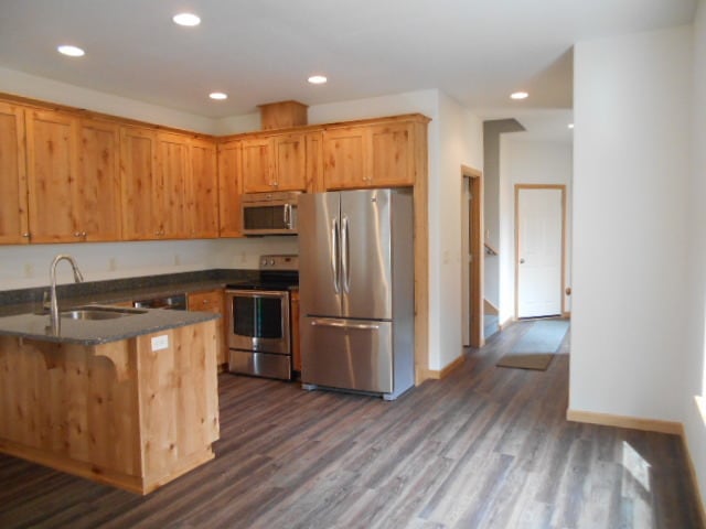 Photo - 646 SW Taft St