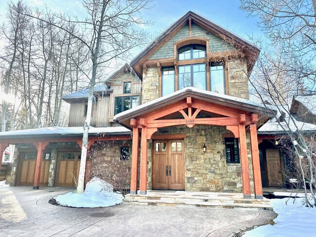 Photo - 1395 Snowbunny Ln